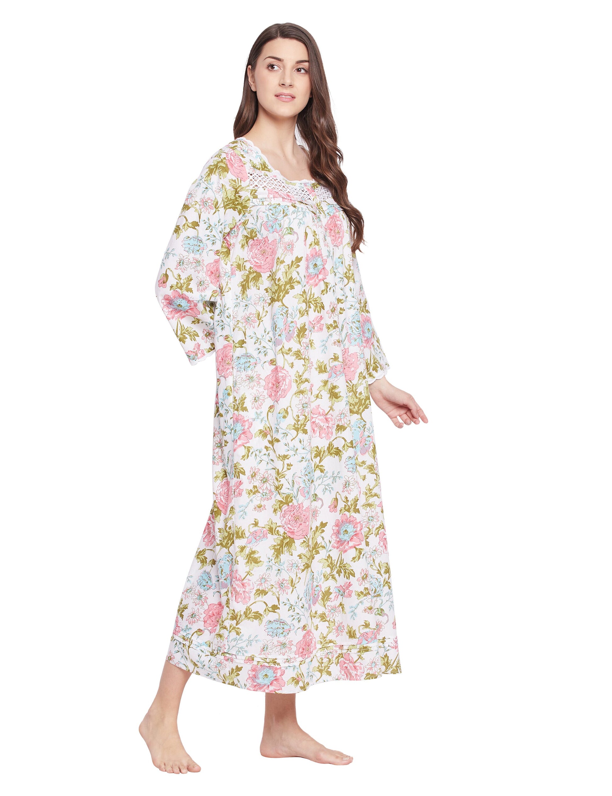 Yara Maxi Dress Printed Gown  39.00 Indigo Paisley
